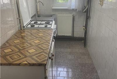Apartament 2 camere , cartier Sud , decomandat 40 mp , centrala termica proprie - 5