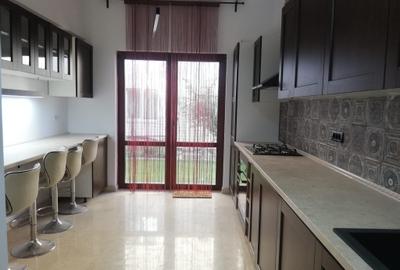Vila P+1 etaj, Individuala,  3 dormitoare, Prelungirea Ghencea - 1
