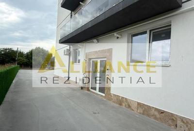 Apartament cu 3 camere decomandat în Sud