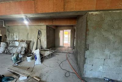 Sp com 277 mp, se poate inchiria si jumatate, bl nou, Lic Unirea - 14