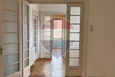 Apartament 3 camere în Centru Vechi. - 14