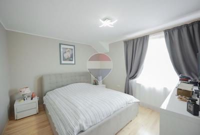De vânzare casă - duplex cu 4 camere, panouri fotovoltaice -Sântandrei - 11