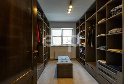 Casă/Vilă duplex cu 5 camere de vânzare, strada 9 Mai- zona Centrală - 13