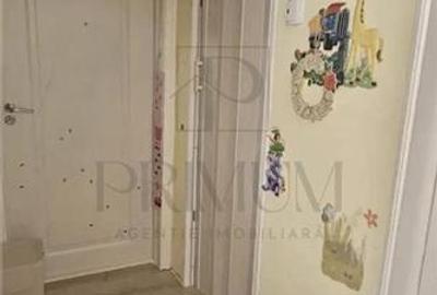Apartament cu 2 camere semidecomandat, mobilat în Tipografilor