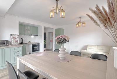 Apartament cu 3 camere decomandat, mobilat în Tractorul