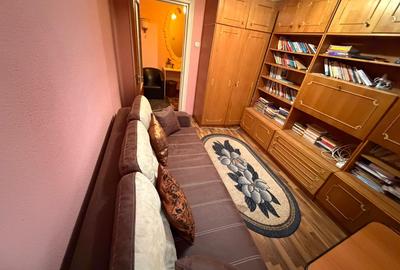 Apartament de vânzare cu 3 camere, decomandat, zona KM 4-5 - 3