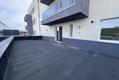 Apartament cu 3 camere decomandat în Brâncoveanu