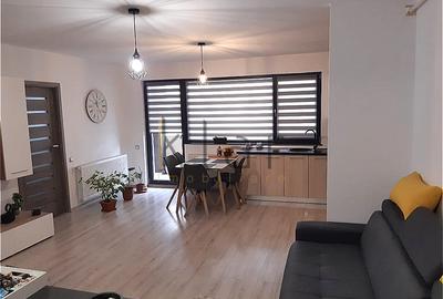 Apartament cu 2 camere semidecomandat, mobilat în Florești