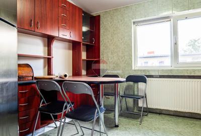Etaj in vila de inchiriat, cart. Pantelimon I str. Cuprului - 4