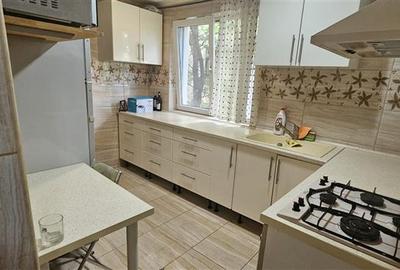 Apartament 3 camere in vila etajul 1+2 camere amenajate la mansarda, zona Emines - 12