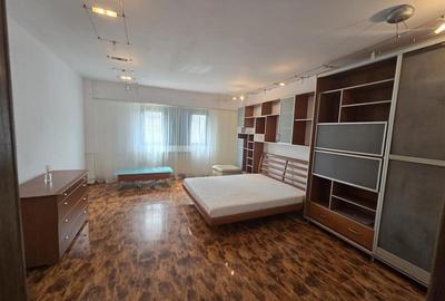 Mircea Voda | Apartament  3 camere - 3