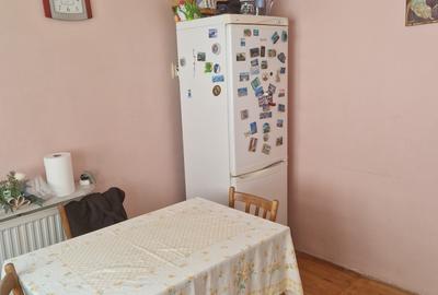 Casa vânzare zona str Lupeni - 23