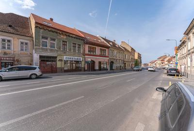 Casă individuală cu 16 camere în Brașovul Vechi