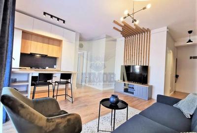 Apartament cu 2 camere semidecomandat, mobilat în Exterior Vest