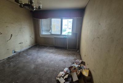 Vand apartament 2 camere Micro 1 - 3