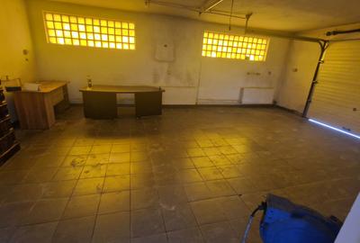 Spatiu  langa Sala Polivalentă - 3