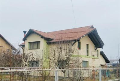 CASA INDIVIDUALA LA CHEIE, autobuz 100 m, Stupini Brasov - 1
