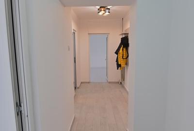 Apartament 2 camere de vânzare | Decebal | Renovat total | 56 mp - 4