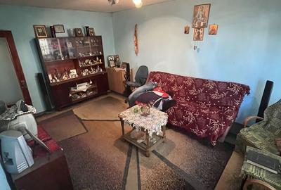 Apartament cu 2 camere decomandat în Dacia