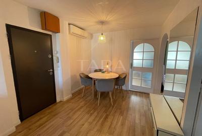 Apartament cu 3 camere decomandat în Zorilor