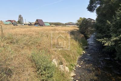 Teren de vanzare în zona turistica Sambata de Sus Jud Brasov - 2