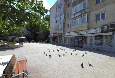 Tomis Nord - Badea Cartan, apartament cu 3 camere, decomandat, etaj 3! - 3