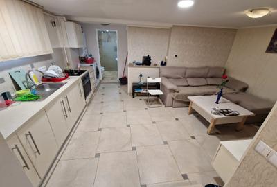 Apartament pe Meteor, demisol, plata cash - 1