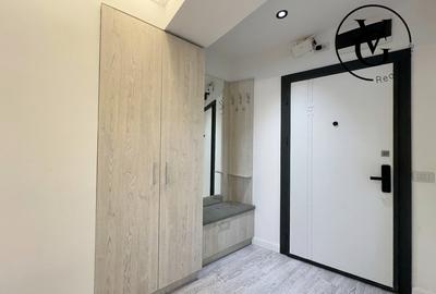 White Titanic - Apartament 2 camere si garaj - frontal la mare - 2