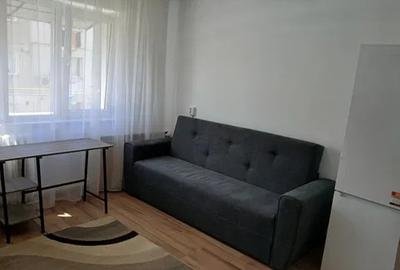 Garsoniera, etaj 3/4, zona Bularga - 3