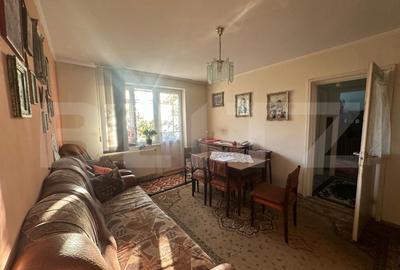 Apartament cu 2 camere semidecomandat, mobilat în Micro 14