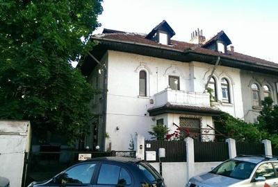 Casă cu 6 camere în Dorobanți