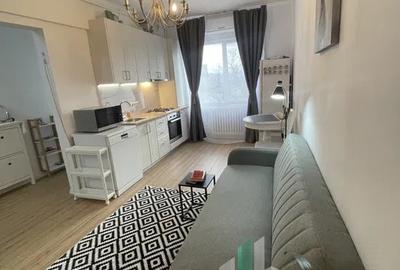 Apartament cu 2 camere semidecomandat, mobilat în Dâmbul Rotund