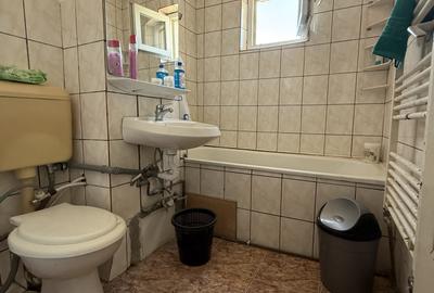 Apartament 3 camere, decomandat, etaj 3 din 4 - Lipovei - 7