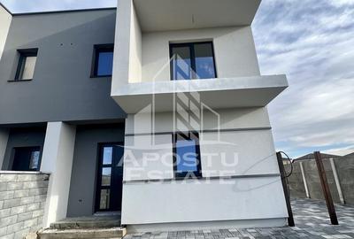 Duplex cu 4 camere, dressing si 3 bai. Toate utilitatile, la asfalt. - 23