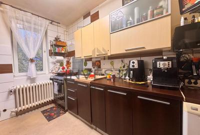 Apartamnet 3 camere decomandat strada Aleea Snagov! - 4