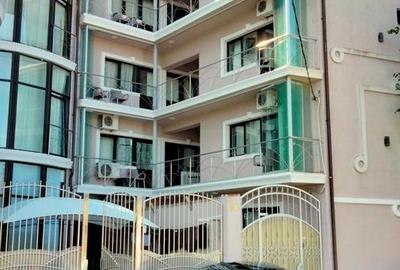 VILA 6 CAMERE + PENSIUNE -18 CAMERE DE VANZARE -TOMIS 2 - 1