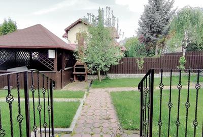 Resedinta familiala in Bunloc – intimitate, natura si acces rapid - 35