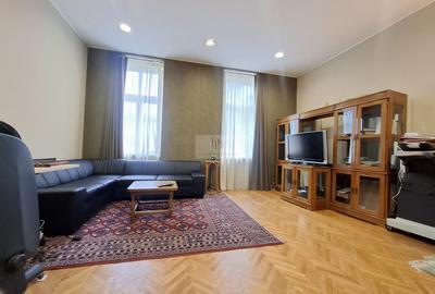 Apartament cu 2 camere semidecomandat, mobilat în Central