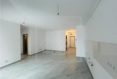 Apartament cu 3 camere nedecomandat în Turnișor