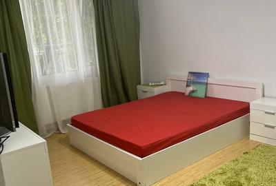 Garsonieră decomandată, mobilată în Drumul Taberei