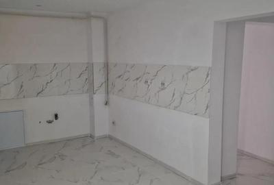 Apartament cu 4 camere decomandat în Obor