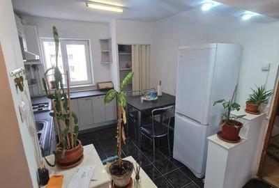 Apartament 3 camere, 2 bai,decomandat, 78 mp, etaj intemediar, parcare, Calvaria - 6
