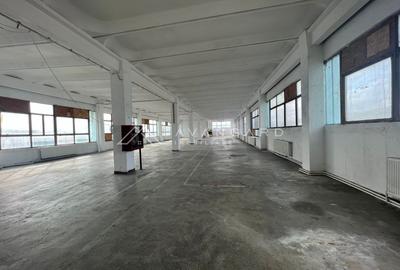 Spațiu industrial, 614 mp în Industrial