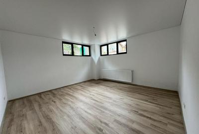 Garsonieră Luminoasa cu Balcon Spațios - 4