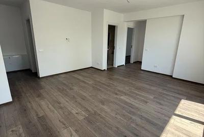 Apartament cu 3 camere în Străulești