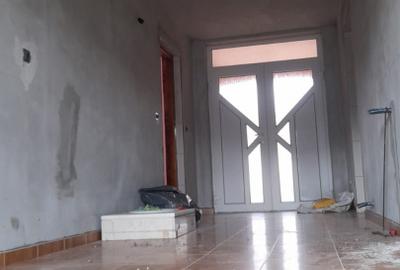 Casa 200 mp, 2200mp teren , 20 km de - 4