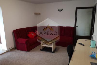 Apartament cu 4 camere decomandat, mobilat în Bartolomeu