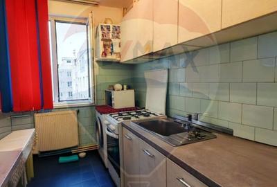 Apartament cu 3 camere de vânzare în Brasov, cartier Noua - 7