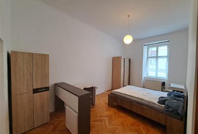 Apartament cu 3 camere, 80 mp utili, situat in zona Ultracentrala! - 2