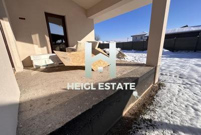 Duplex despărtit prin cameră tehinca Mosnita Noua - 1